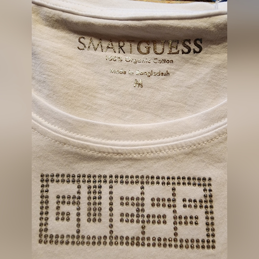 NEW Guess White Embellished Short Sleeve Tee Size M - Picture 2 of 9